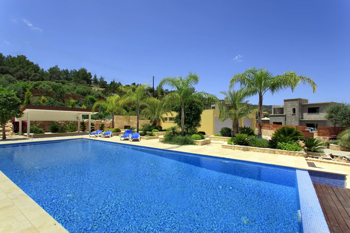 Green Forest - Cyprus' leading landscaping company - luxurygardens 7