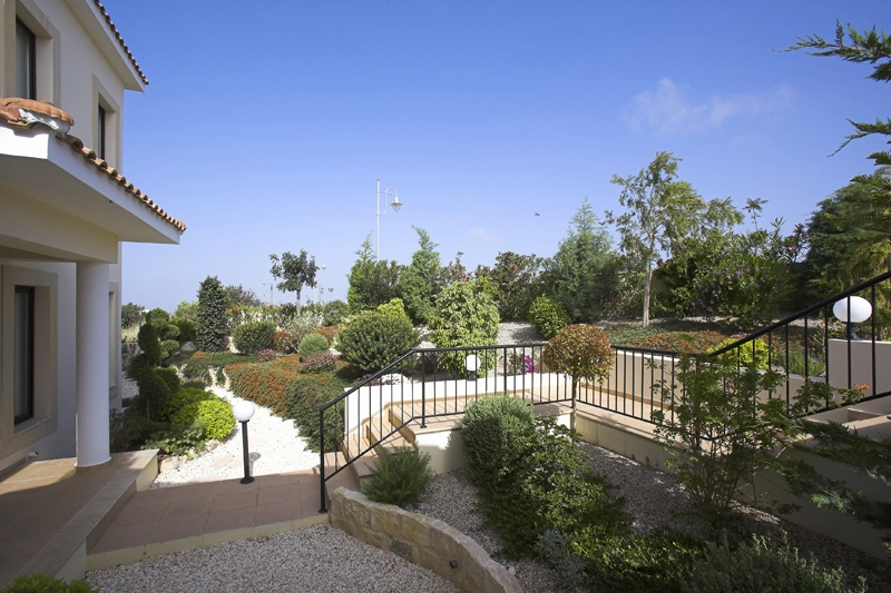 Green Forest - Cyprus' leading landscaping company - mediterraneangardens 11 2