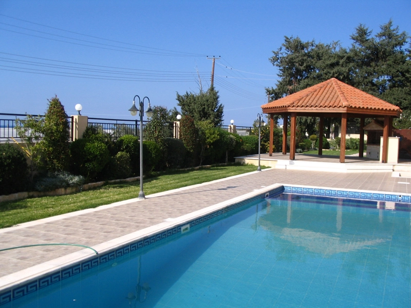 Green Forest - Cyprus' leading landscaping company - woodenmaterials 33