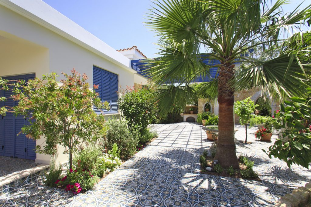 Green Forest - Cyprus' leading landscaping company - mediterraneangardens 6 1