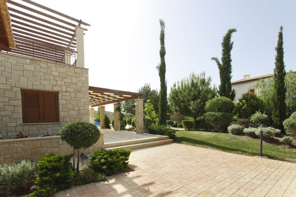 Green Forest - Cyprus' leading landscaping company - project 032 40 3