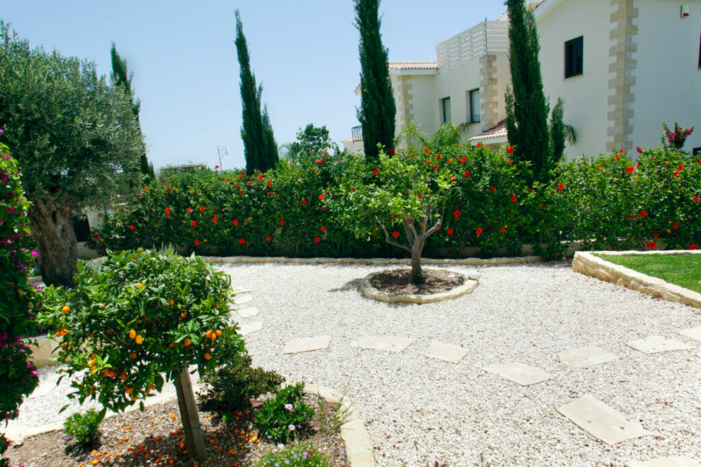Green Forest - Cyprus' leading landscaping company - steppingstones 18 2